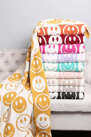 Smile Patterned Reversible Blanket